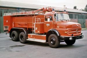 Mercedes-Benz LK2624 Industrieloschfahrzeug Metz